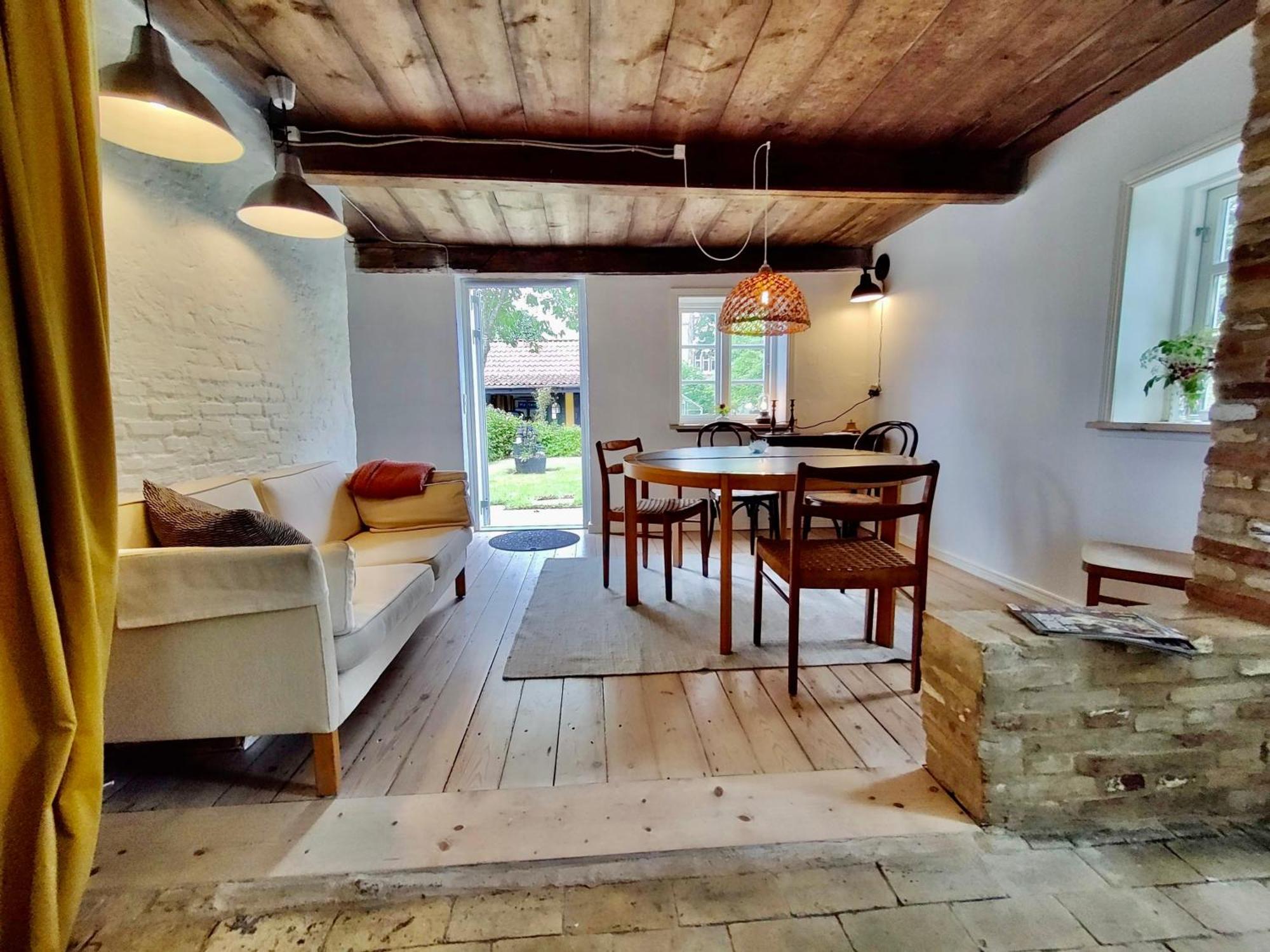 Den Gamle Skomager Hytte Ved Slotssoen Grasten Bagian luar foto